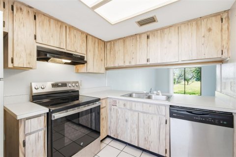 Copropriété à louer à Tampa, Floride: 2 chambres, 81.66 m2 № 2430717 - photo 11