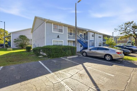 Condo à Tampa, Floride, 2 chambres  № 2430717