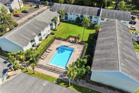 Copropriété à louer à Tampa, Floride: 2 chambres, 81.66 m2 № 2430717 - photo 2