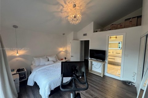 Touwnhouse à louer à Miami, Floride: 2 chambres, 107.02 m2 № 1928821 - photo 18