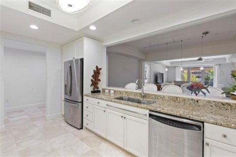 Copropriété à louer à Saint Petersburg, Floride: 2 chambres, 156.63 m2 № 2099546 - photo 6