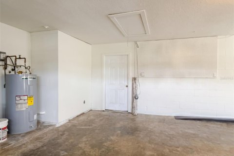 Villa ou maison à vendre à Deltona, Floride: 3 chambres, 152.17 m2 № 2203976 - photo 23