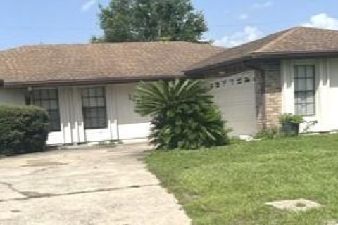 Villa ou maison à Deltona, Floride 3 chambres, 152.17 m2 № 2203976