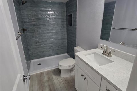 Condo in Saint Petersburg, Florida, 1 bedroom  № 1910789 - photo 6