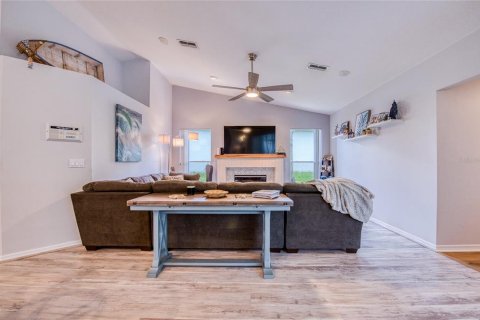 Casa en venta en Spring Hill, Florida, 3 dormitorios, 189.61 m2 № 1873287 - foto 29
