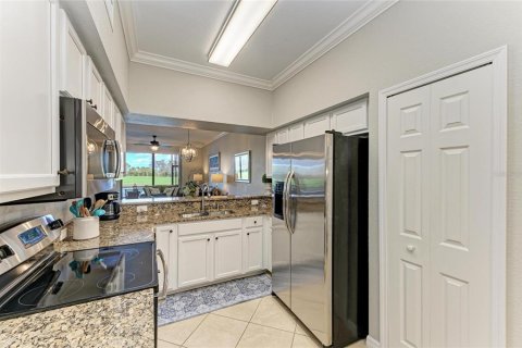 Condo in Bradenton, Florida, 2 bedrooms  № 1527105 - photo 3