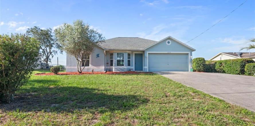 Casa en Spring Hill, Florida 3 dormitorios, 123.56 m2 № 1877307