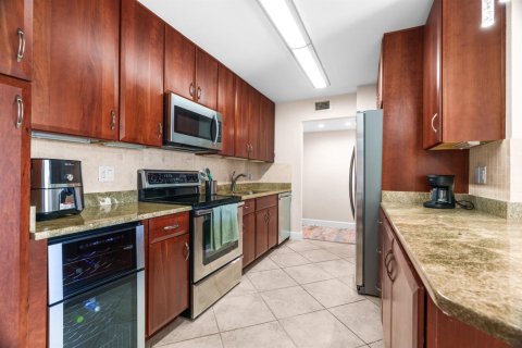 Copropriété à louer à Boca Raton, Floride: 2 chambres, 101.54 m2 № 2251544 - photo 3