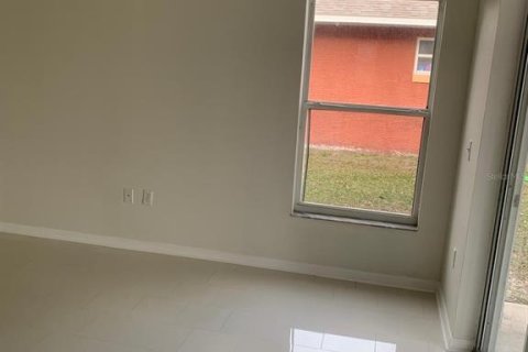 Villa ou maison à vendre à Kissimmee, Floride: 3 chambres, 174.28 m2 № 1774936 - photo 15