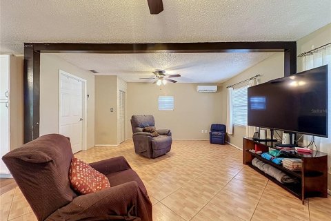 Villa ou maison à vendre à Orlando, Floride: 3 chambres, 104.52 m2 № 2223202 - photo 5