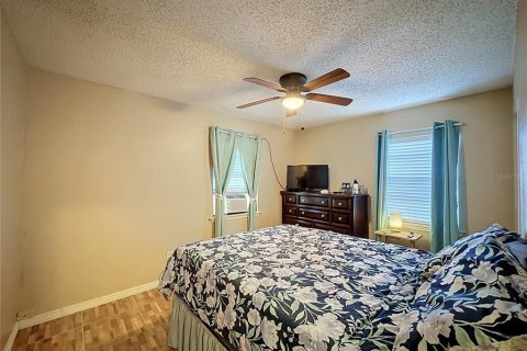Villa ou maison à vendre à Orlando, Floride: 3 chambres, 104.52 m2 № 2223202 - photo 17