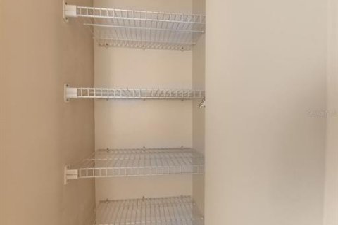 Снять в аренду виллу или дом в Палм-Харбор, Флорида 4 комнаты, 90.67м2, № 2101136 - фото 24