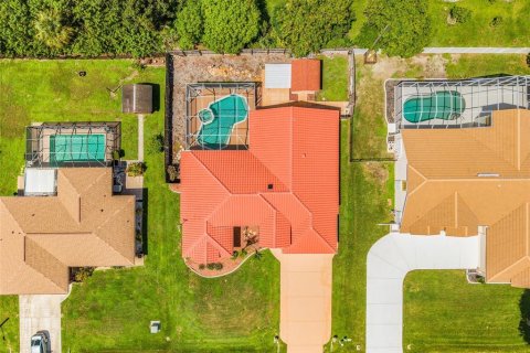 Villa ou maison à vendre à Port Charlotte, Floride: 3 chambres, 189.52 m2 № 2349574 - photo 2
