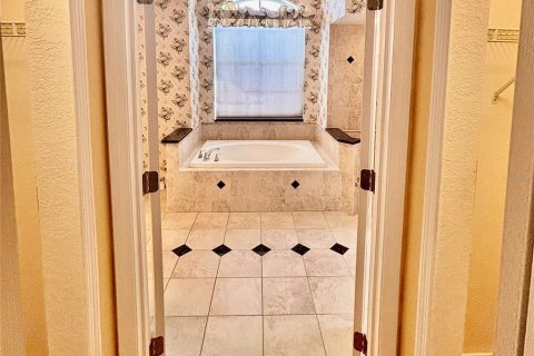 Villa ou maison à vendre à Port Charlotte, Floride: 3 chambres, 189.52 m2 № 2349574 - photo 12