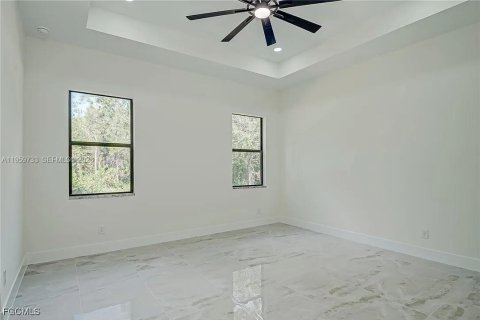 House in Lehigh Acres, Florida 3 bedrooms № 2022233 - photo 21