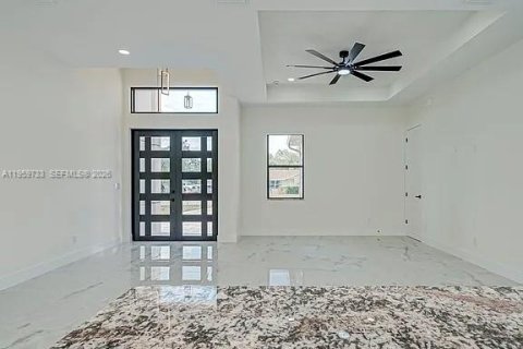 House in Lehigh Acres, Florida 3 bedrooms № 2022233 - photo 13