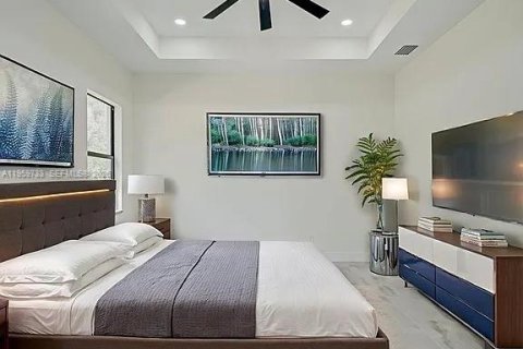 House in Lehigh Acres, Florida 3 bedrooms № 2022233 - photo 7