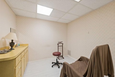 Immobilier commercial à vendre à Largo, Floride: 247.12 m2 № 1918187 - photo 13