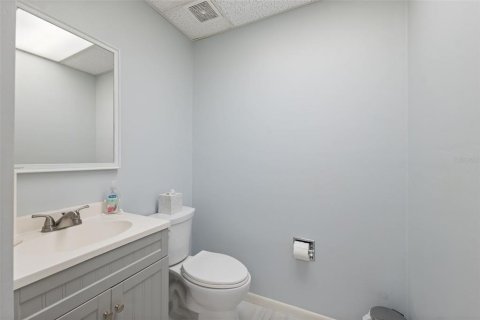 Immobilier commercial à vendre à Largo, Floride: 247.12 m2 № 1918187 - photo 17