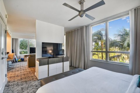 Condo in Riviera Beach, Florida, 1 bedroom  № 2192430 - photo 6