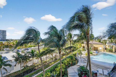 Condo in Riviera Beach, Florida, 1 bedroom  № 2192430 - photo 30