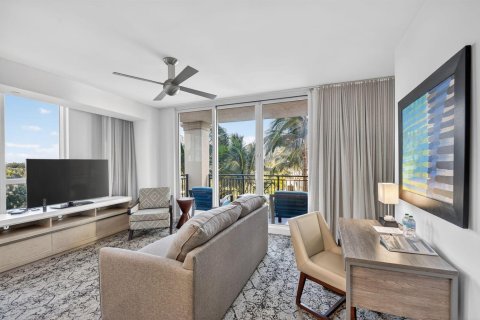 Condo in Riviera Beach, Florida, 1 bedroom  № 2192430 - photo 15