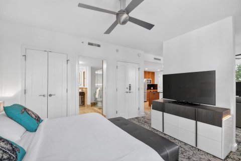 Condo in Riviera Beach, Florida, 1 bedroom  № 2192430 - photo 7