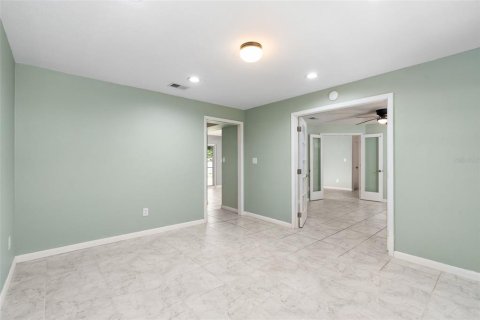 Villa ou maison à vendre à Gainesville, Floride: 3 chambres, 176.51 m2 № 1888685 - photo 15