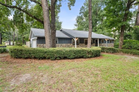 Villa ou maison à vendre à Gainesville, Floride: 3 chambres, 176.51 m2 № 1888685 - photo 1