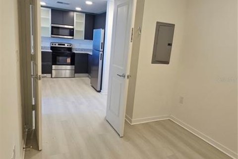 Copropriété à louer à Orlando, Floride: 2 chambres, 100.8 m2 № 2420299 - photo 9