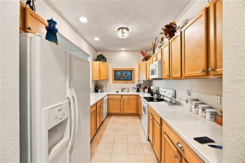 Duplex à vendre à Port Charlotte, Floride: 3 chambres, 127.09 m2 № 2396036 - photo 5