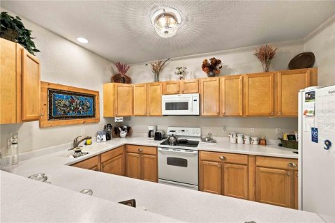 Duplex à vendre à Port Charlotte, Floride: 3 chambres, 127.09 m2 № 2396036 - photo 7