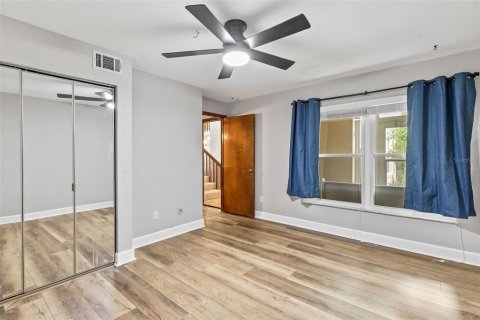 Townhouse in Ormond Beach, Florida 4 bedrooms, 250.65 sq.m. № 1771198 - photo 15