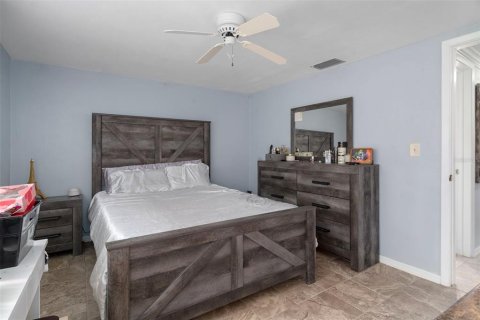 House in Hudson, Florida 2 bedrooms, 121.89 sq.m. № 1848426 - photo 24