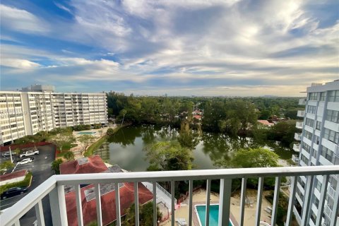 Copropriété à louer à Miami, Floride: 1 chambre, 79.15 m2 № 1989884 - photo 12