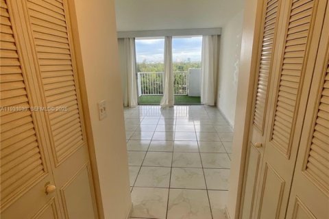 Copropriété à louer à Miami, Floride: 1 chambre, 79.15 m2 № 1989884 - photo 26