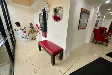 Copropriété à louer à Miami, Floride: 1 chambre, 79.15 m2 № 1989884 - photo 25