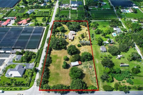 Купить виллу или дом в Майами, Флорида 5 спален, 299.52м2, № 1954721 - фото 10