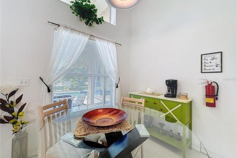 Купить виллу или дом в Хейнс-Сити, Флорида 8 комнат, 143.35м2, № 1287979 - фото 16