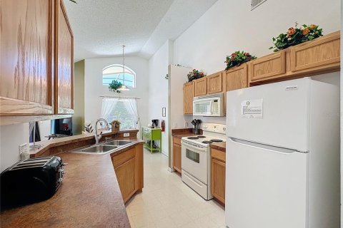 Купить виллу или дом в Хейнс-Сити, Флорида 8 комнат, 143.35м2, № 1287979 - фото 21