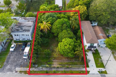 Terreno en venta en Fort Lauderdale, Florida № 2039441 - foto 14