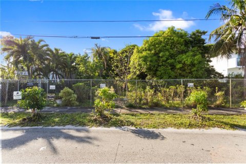 Terreno en venta en Fort Lauderdale, Florida № 2039441 - foto 9