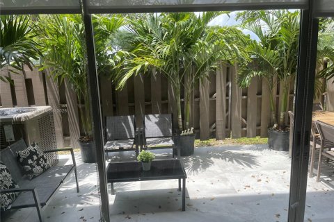 Touwnhouse à vendre à Plantation, Floride: 3 chambres, 164.44 m2 № 1926756 - photo 3