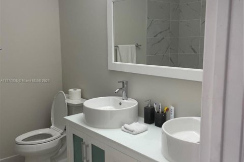 Touwnhouse à vendre à Plantation, Floride: 3 chambres, 164.44 m2 № 1926756 - photo 16