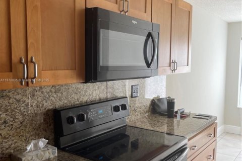 Touwnhouse à vendre à Plantation, Floride: 3 chambres, 164.44 m2 № 1926756 - photo 8