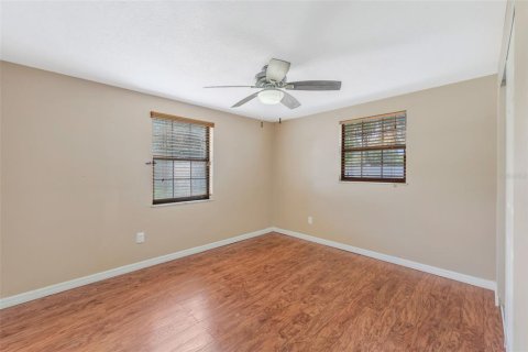 House in Odessa, Florida 3 bedrooms, 161.09 sq.m. № 2430575 - photo 24