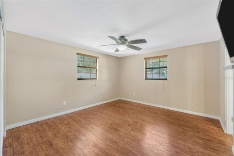 House in Odessa, Florida 3 bedrooms, 161.09 sq.m. № 2430575 - photo 28