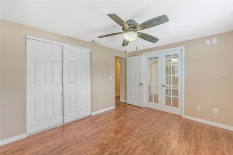 House in Odessa, Florida 3 bedrooms, 161.09 sq.m. № 2430575 - photo 26