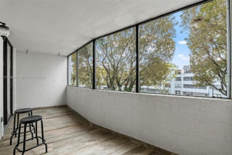 Купить кондоминиум в Майами, Флорида 1 спальня, 83.15м2, № 2045627 - фото 18