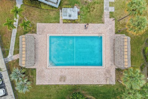 Купить кондоминиум в Майами, Флорида 1 спальня, 83.15м2, № 2045627 - фото 22